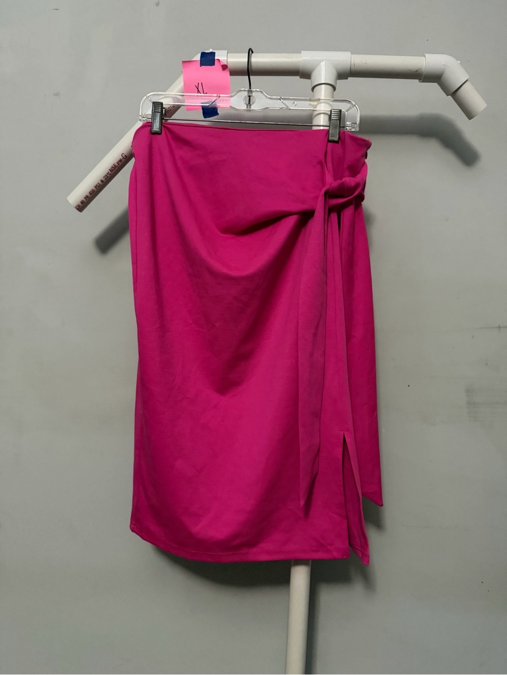 Women's Fuchsia Tie-Waist Midi Skirt
